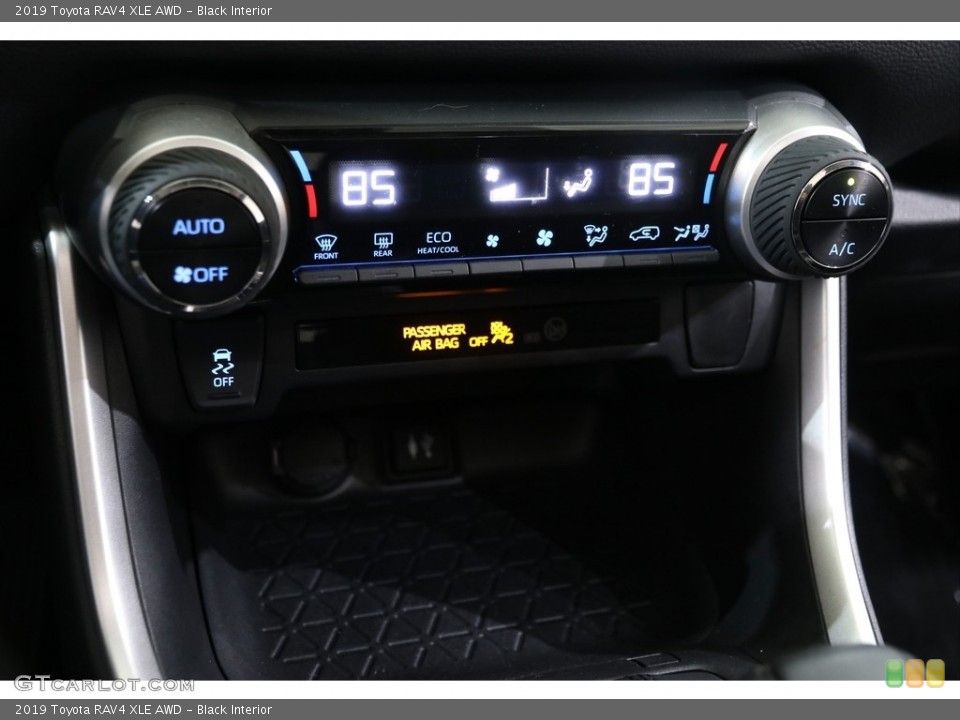 Black Interior Controls for the 2019 Toyota RAV4 XLE AWD #136983676