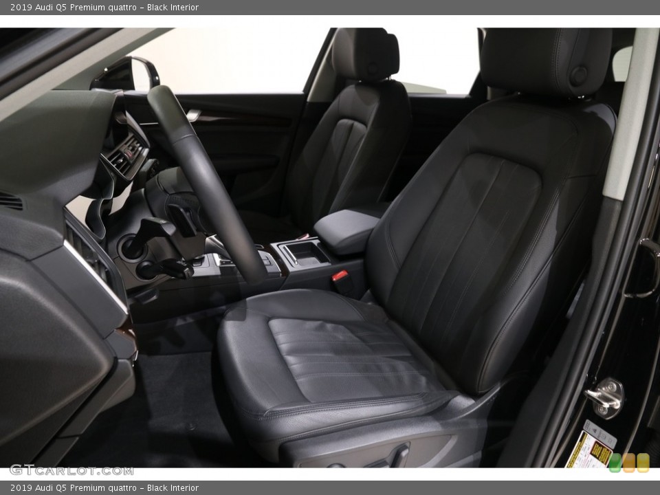 Black Interior Front Seat for the 2019 Audi Q5 Premium quattro #137019234