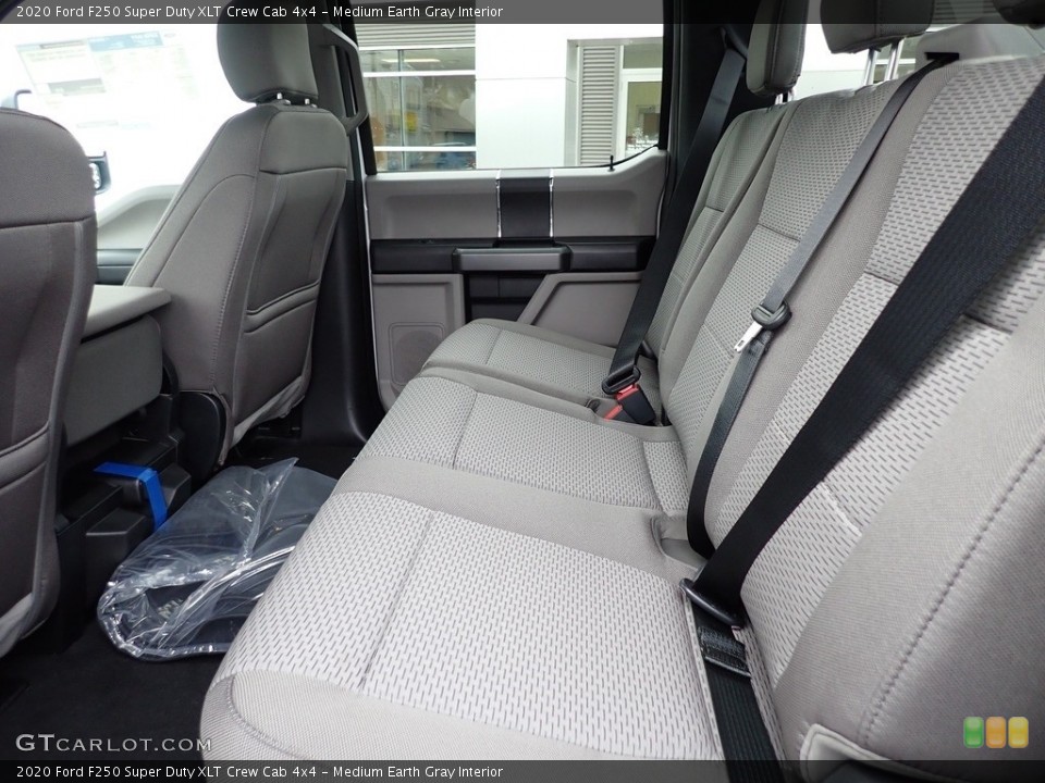 Medium Earth Gray Interior Rear Seat for the 2020 Ford F250 Super Duty XLT Crew Cab 4x4 #137032564