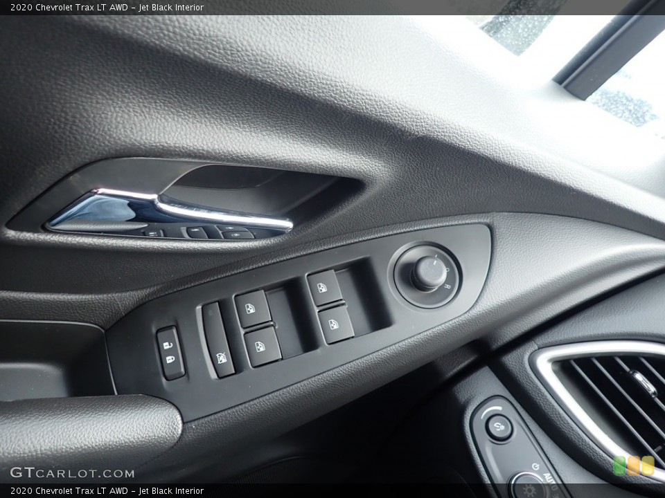 Jet Black Interior Controls for the 2020 Chevrolet Trax LT AWD #137045253