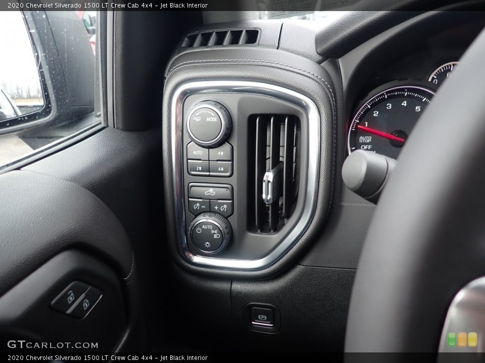 Jet Black Interior Controls for the 2020 Chevrolet Silverado 1500 LT Crew Cab 4x4 #137047158