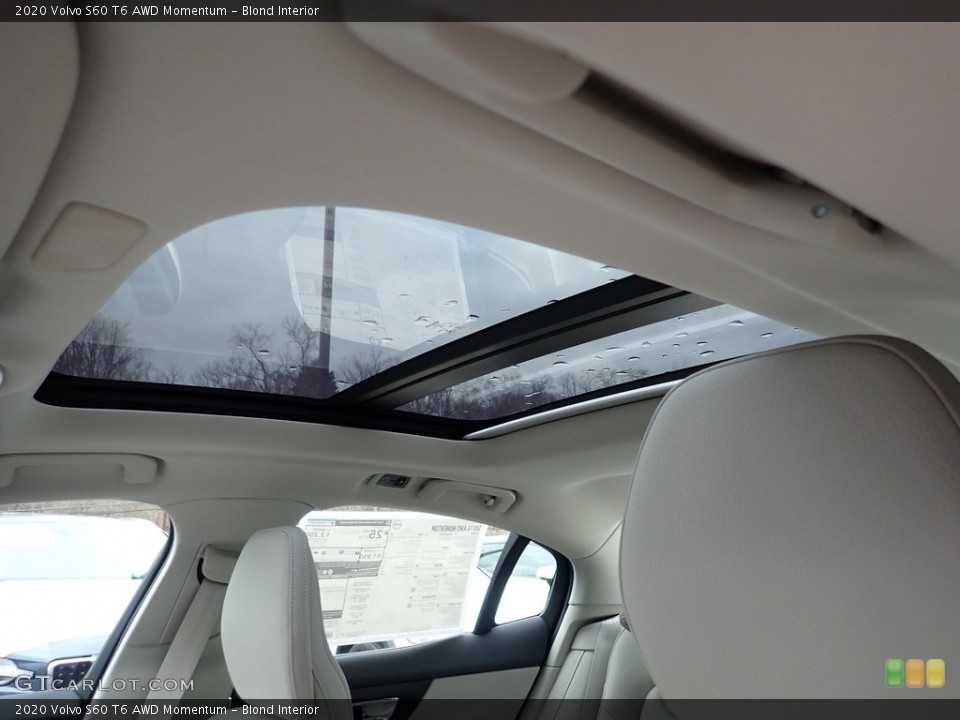 Blond Interior Sunroof for the 2020 Volvo S60 T6 AWD Momentum #137058006
