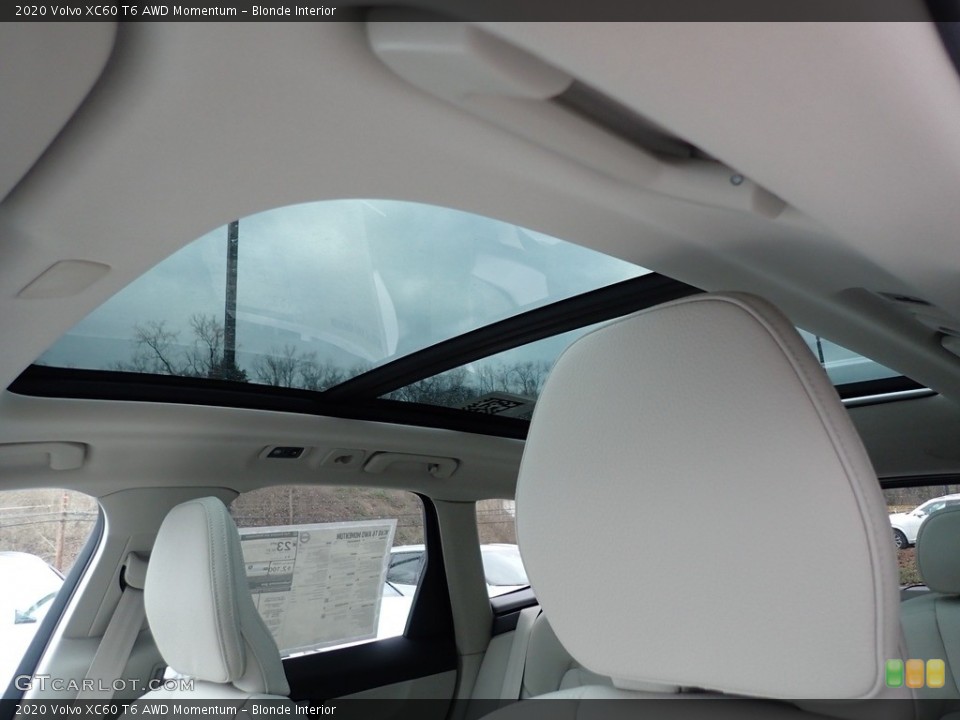 Blonde Interior Sunroof for the 2020 Volvo XC60 T6 AWD Momentum #137060070