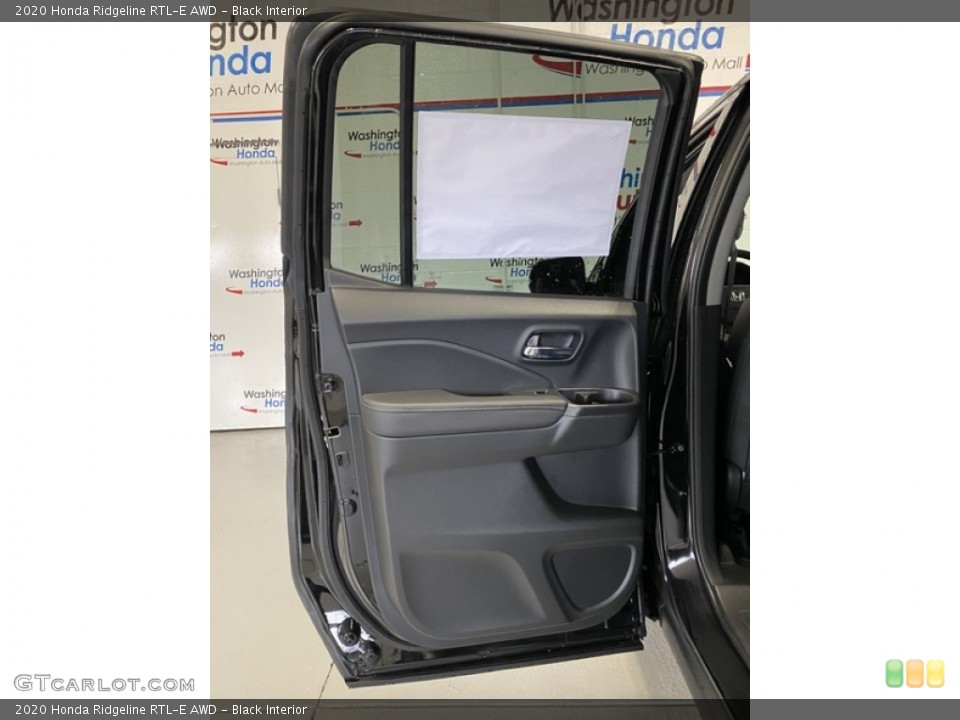 Black Interior Door Panel for the 2020 Honda Ridgeline RTL-E AWD #137069379