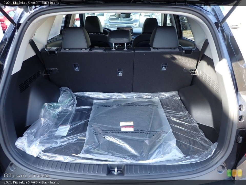 Black Interior Trunk for the 2021 Kia Seltos S AWD #137098337