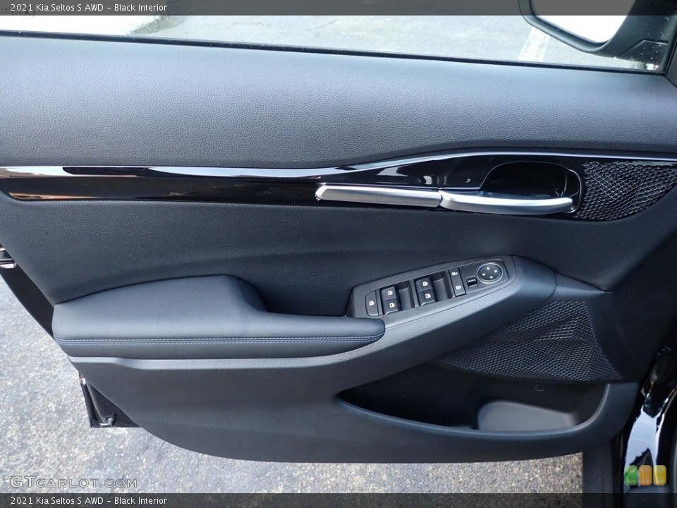 Black Interior Door Panel for the 2021 Kia Seltos S AWD #137098487