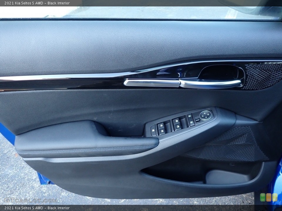 Black Interior Door Panel for the 2021 Kia Seltos S AWD #137098709