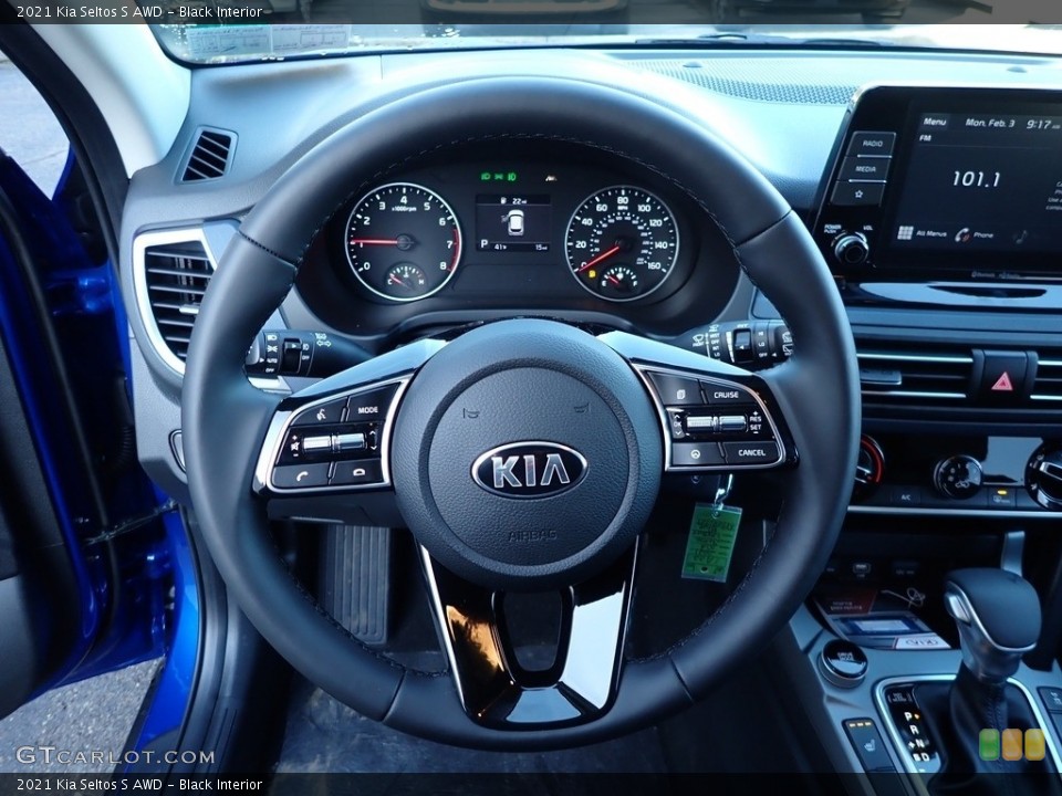 Black Interior Steering Wheel for the 2021 Kia Seltos S AWD #137098718