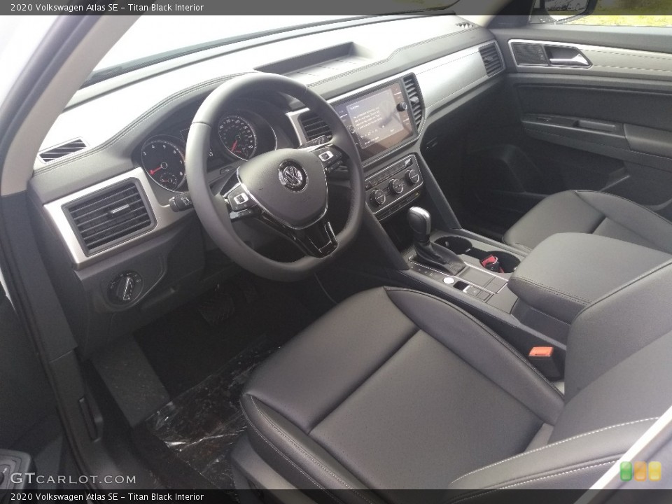 Titan Black Interior Photo for the 2020 Volkswagen Atlas SE #137116557