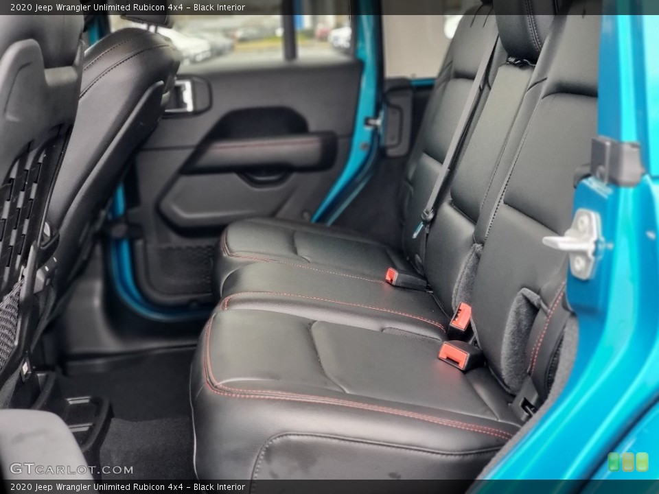 Black Interior Rear Seat for the 2020 Jeep Wrangler Unlimited Rubicon 4x4 #137121045
