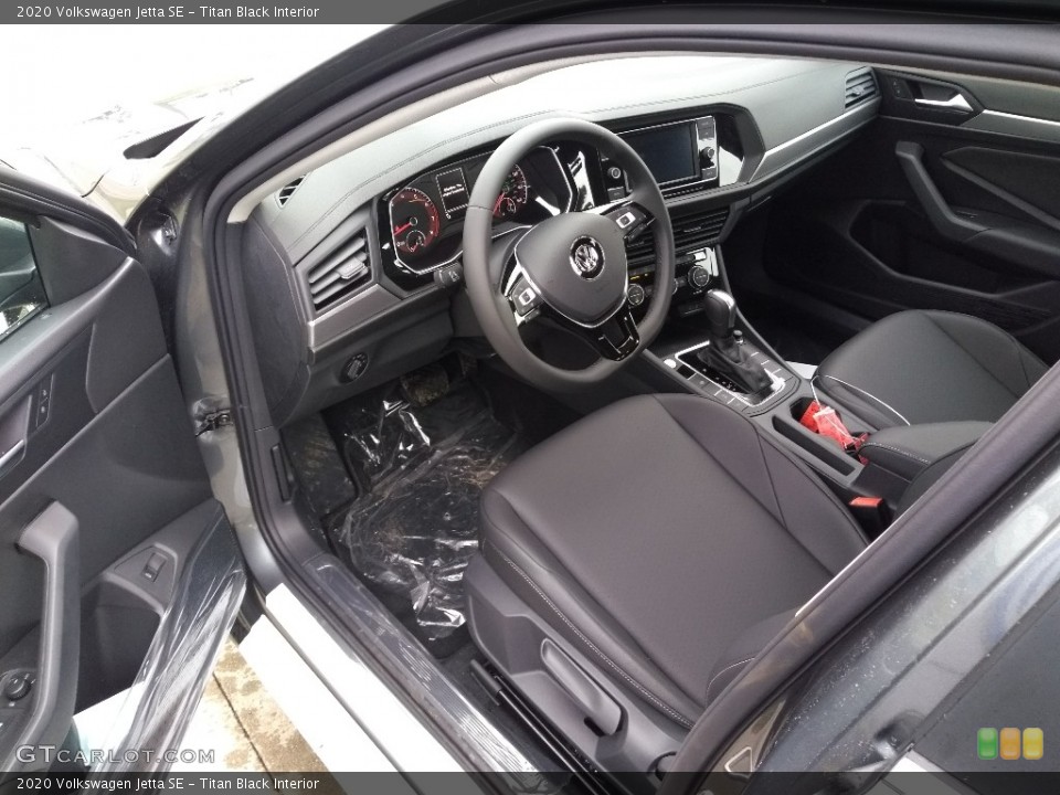 Titan Black Interior Photo for the 2020 Volkswagen Jetta SE #137182854