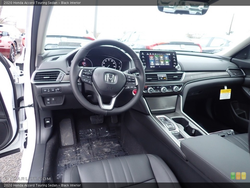 Black Interior Photo for the 2020 Honda Accord Touring Sedan #137219601