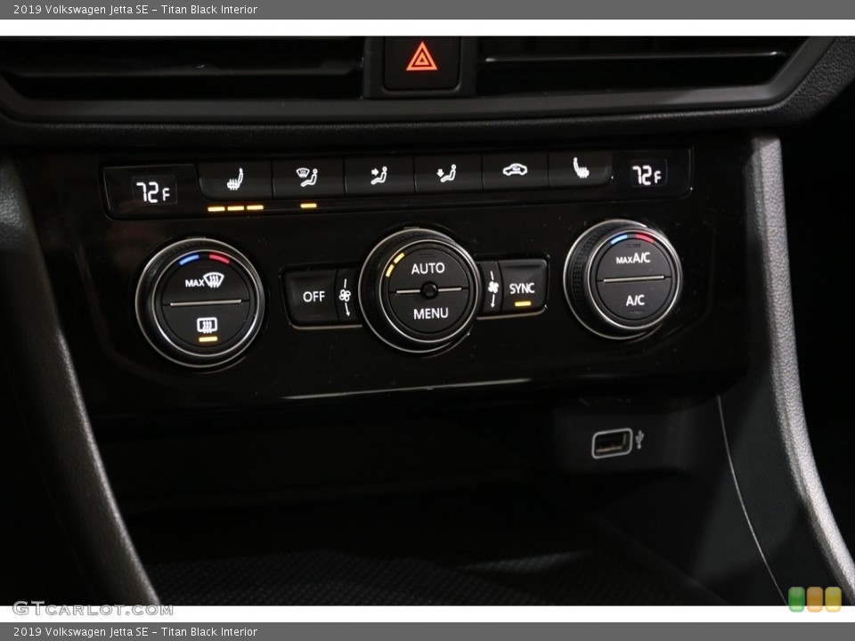 Titan Black Interior Controls for the 2019 Volkswagen Jetta SE #137225987