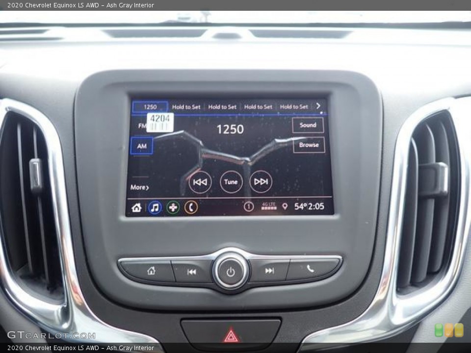 Ash Gray Interior Controls for the 2020 Chevrolet Equinox LS AWD #137247517