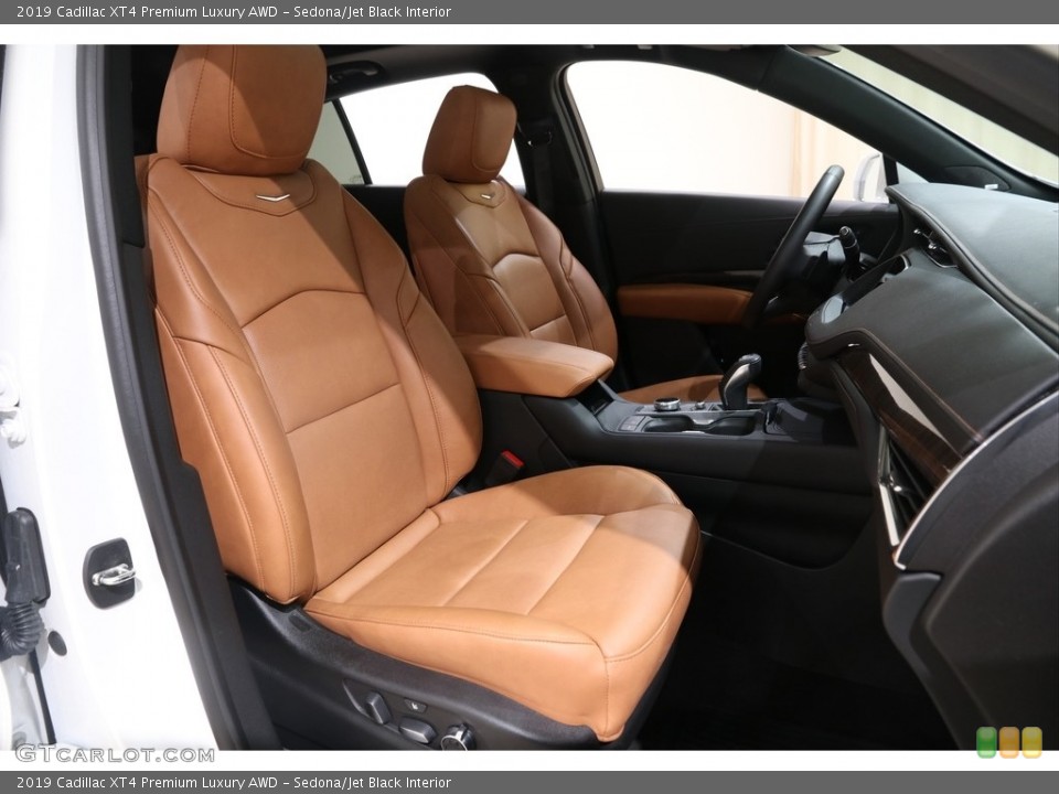 Sedona/Jet Black 2019 Cadillac XT4 Interiors