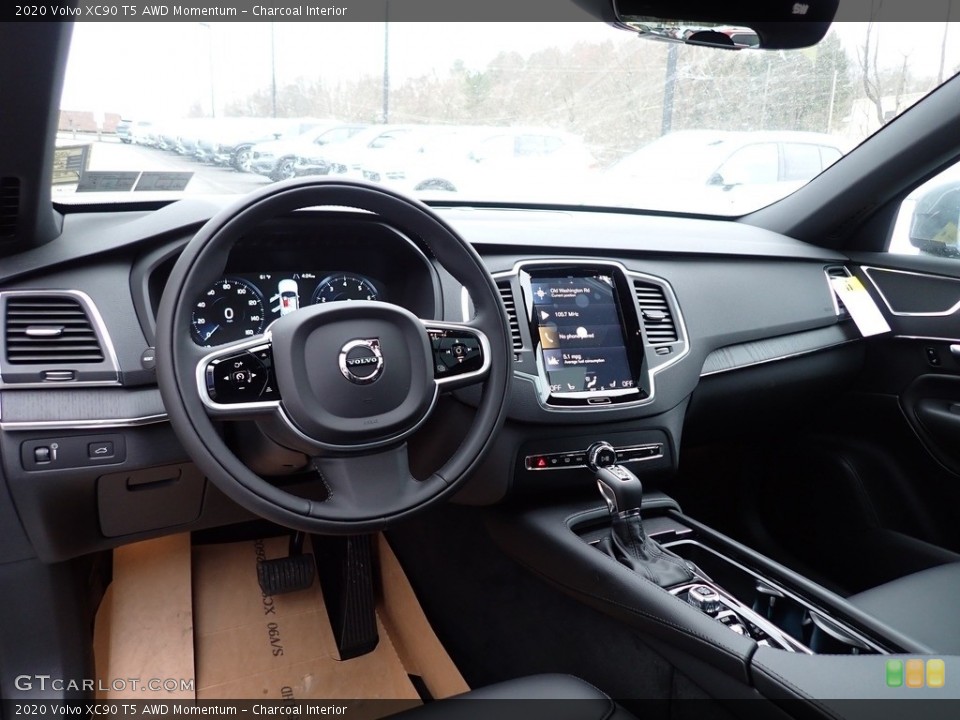Charcoal Interior Dashboard for the 2020 Volvo XC90 T5 AWD Momentum #137648423