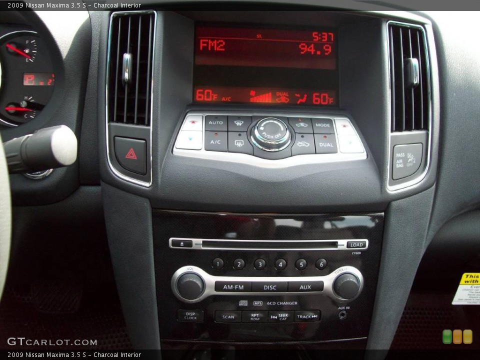 Charcoal Interior Controls for the 2009 Nissan Maxima 3.5 S #13772924