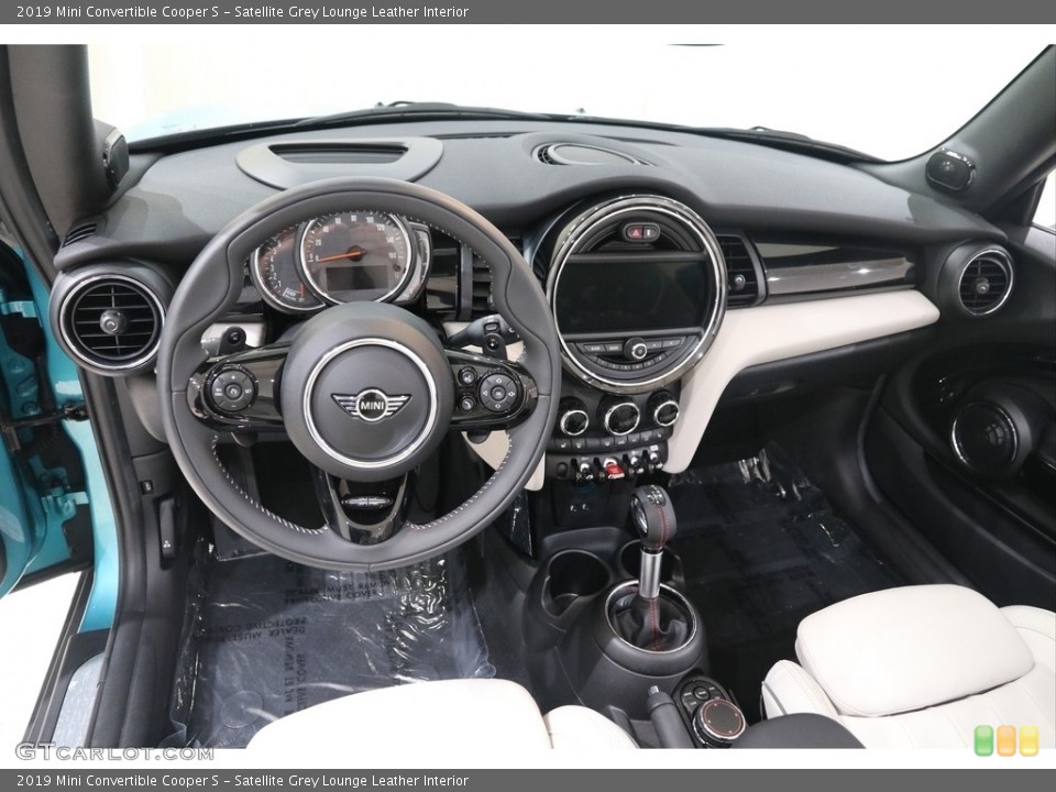 Satellite Grey Lounge Leather Interior Dashboard for the 2019 Mini Convertible Cooper S #138170878