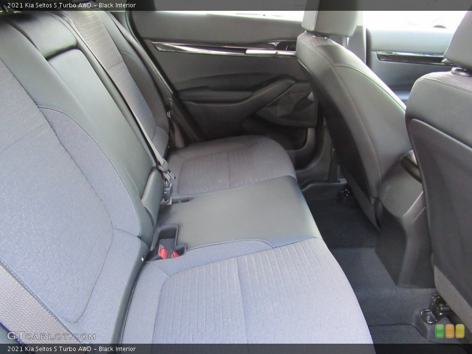 Black Interior Rear Seat for the 2021 Kia Seltos S Turbo AWD #138194205