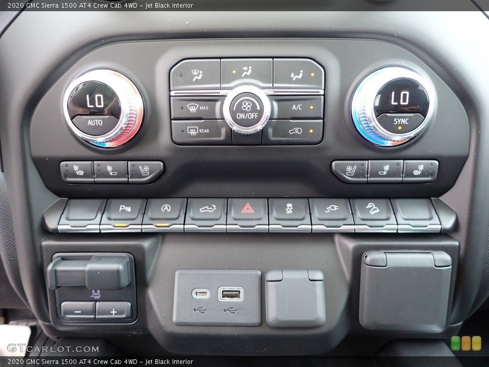 Jet Black Interior Controls for the 2020 GMC Sierra 1500 AT4 Crew Cab 4WD #138199404