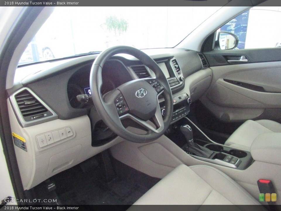 Black Interior Photo for the 2018 Hyundai Tucson Value #138204170