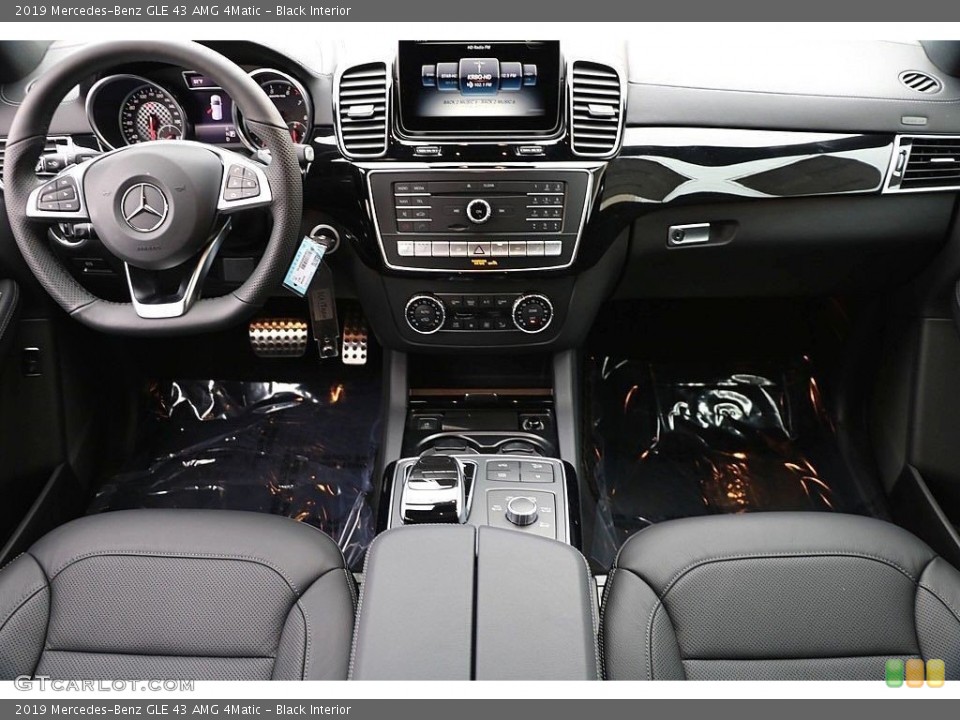 Black Interior Photo for the 2019 Mercedes-Benz GLE 43 AMG 4Matic #138230264