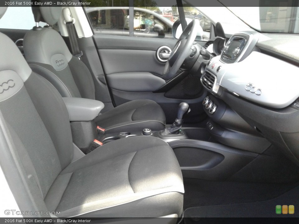 Black/Gray 2016 Fiat 500X Interiors