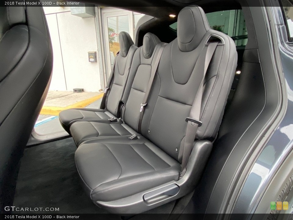 Black Interior Rear Seat for the 2018 Tesla Model X 100D #138268101
