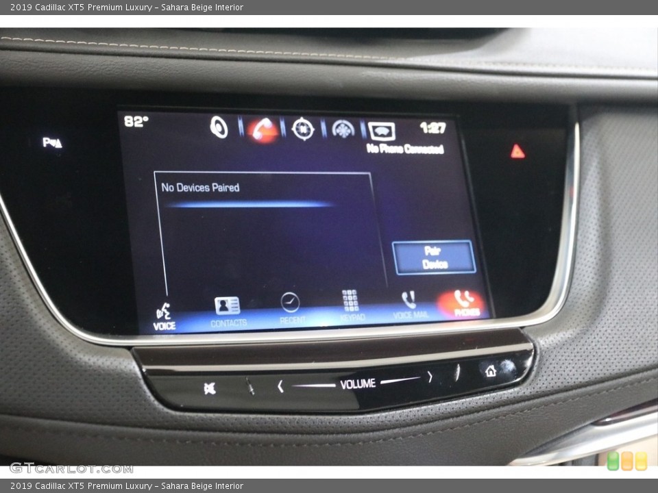 Sahara Beige Interior Controls for the 2019 Cadillac XT5 Premium Luxury #138269826