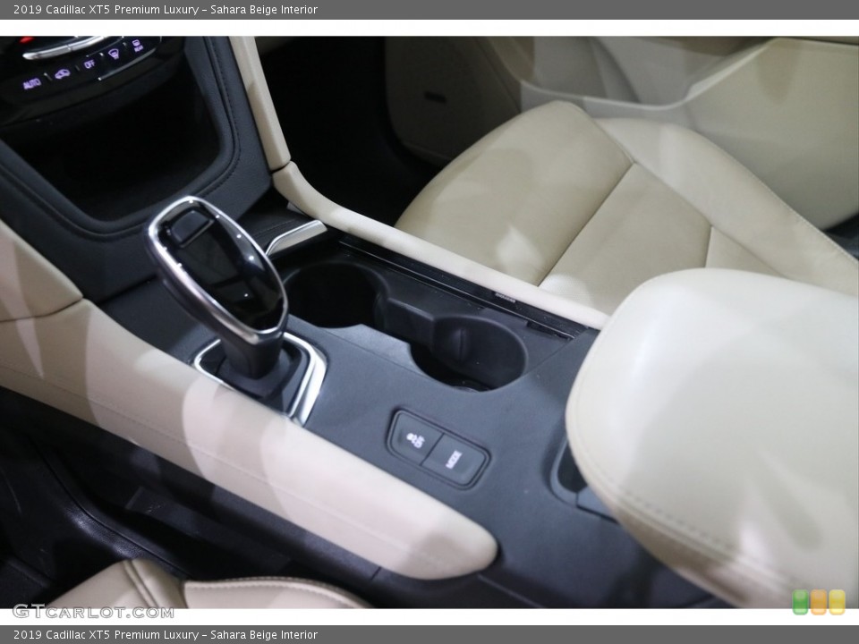 Sahara Beige Interior Transmission for the 2019 Cadillac XT5 Premium Luxury #138269859