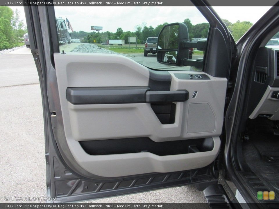 Medium Earth Gray Interior Door Panel for the 2017 Ford F550 Super Duty XL Regular Cab 4x4 Rollback Truck #138279800