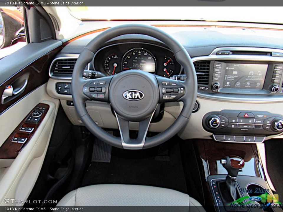 Stone Beige Interior Dashboard for the 2018 Kia Sorento EX V6 #138311485