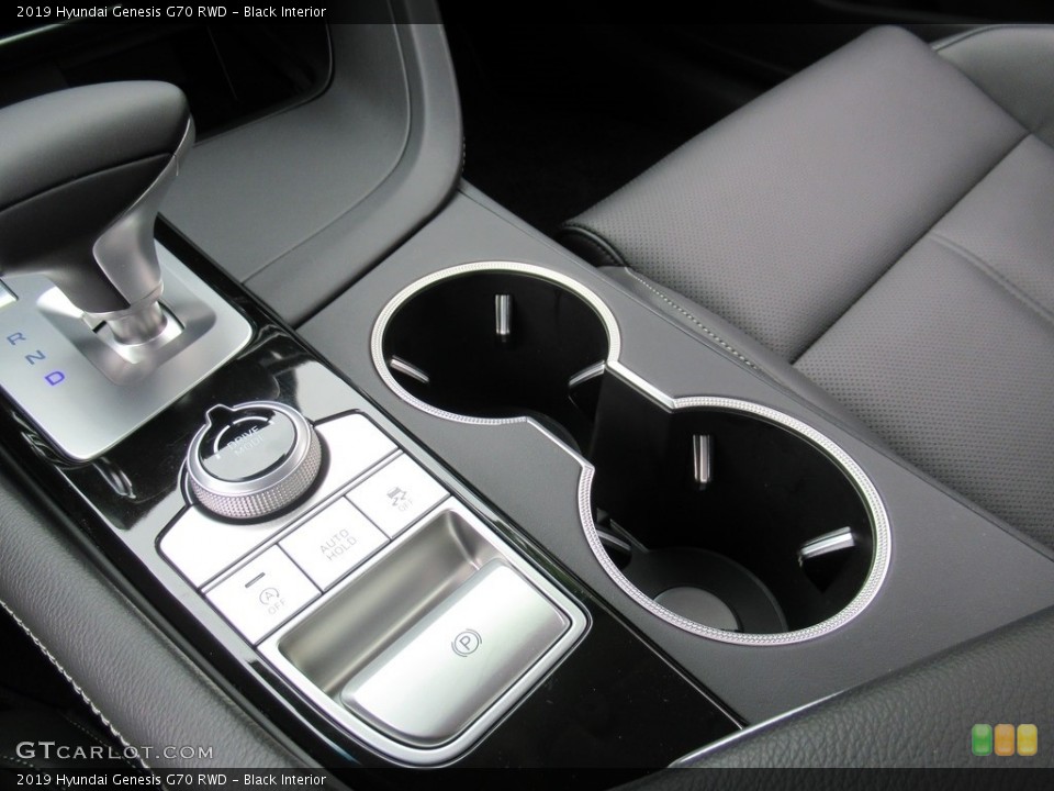 Black Interior Controls for the 2019 Hyundai Genesis G70 RWD #138312837