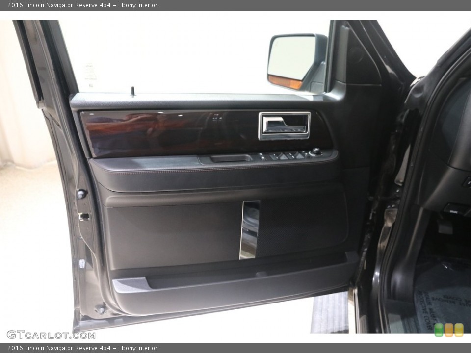 Ebony Interior Door Panel for the 2016 Lincoln Navigator Reserve 4x4 #138317542