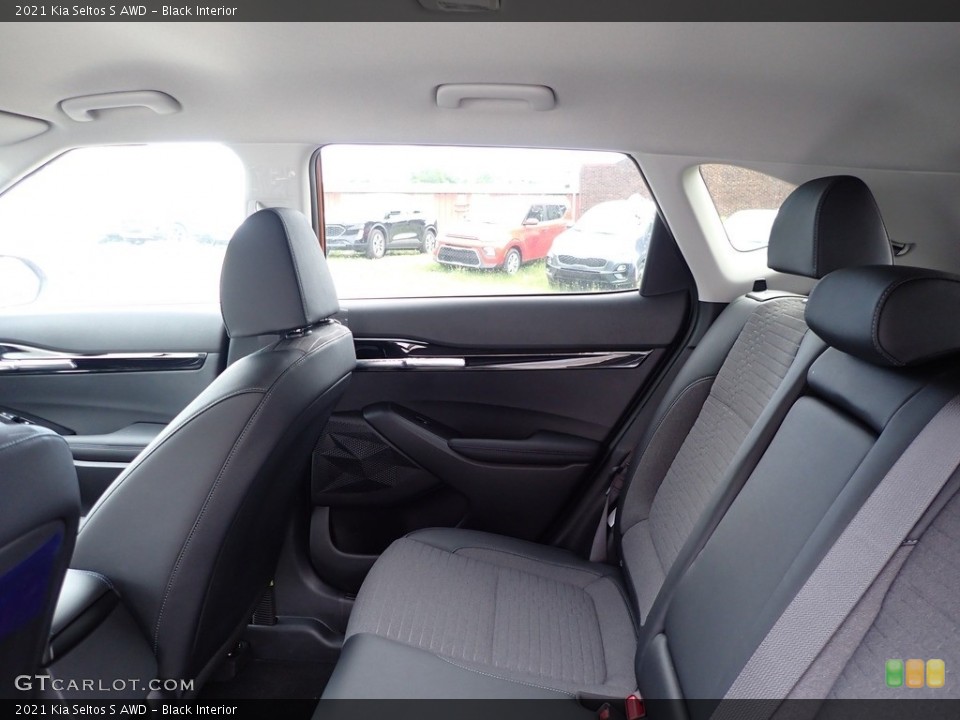 Black Interior Rear Seat for the 2021 Kia Seltos S AWD #138339153