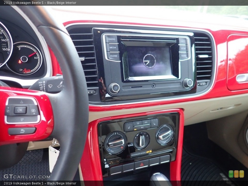 Black/Beige Interior Dashboard for the 2019 Volkswagen Beetle S #138342225