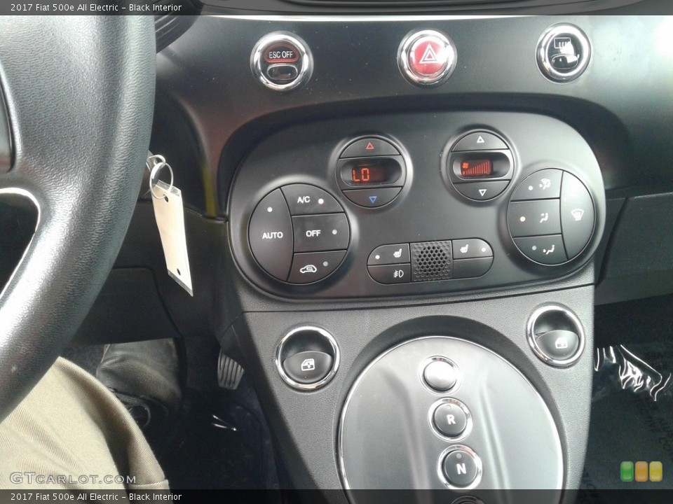 Black Interior Controls for the 2017 Fiat 500e All Electric #138343539
