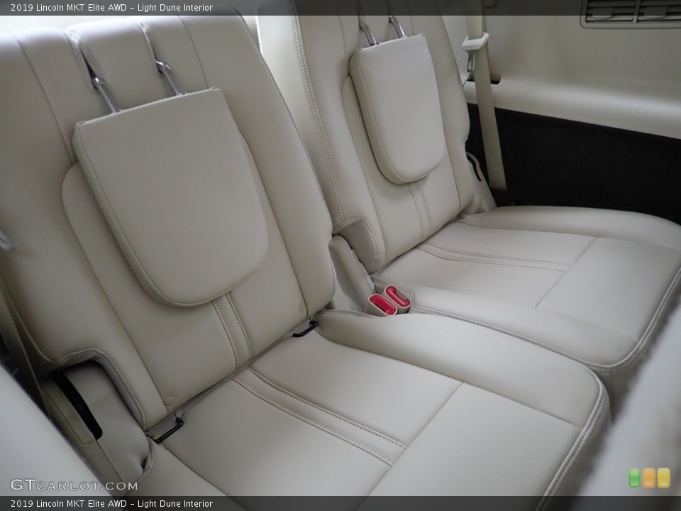Light Dune Interior Rear Seat for the 2019 Lincoln MKT Elite AWD #138391455