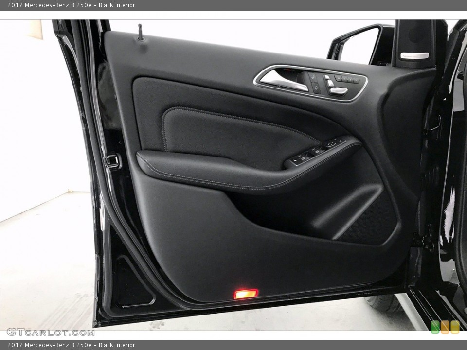 Black Interior Door Panel for the 2017 Mercedes-Benz B 250e #138397683