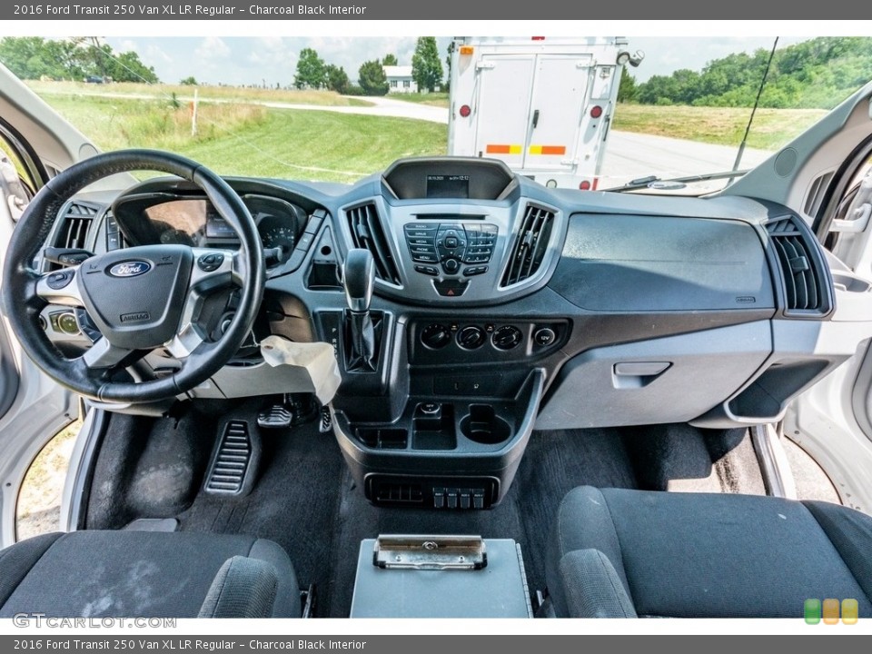 Charcoal Black Interior Photo for the 2016 Ford Transit 250 Van XL LR Regular #138404196