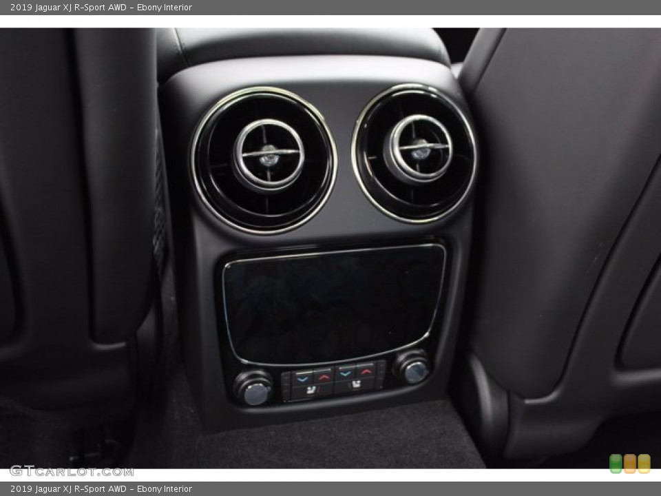 Ebony Interior Controls for the 2019 Jaguar XJ R-Sport AWD #138436389