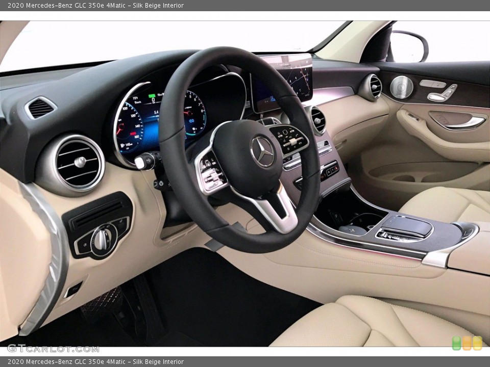 Silk Beige Interior Photo for the 2020 Mercedes-Benz GLC 350e 4Matic #138438192