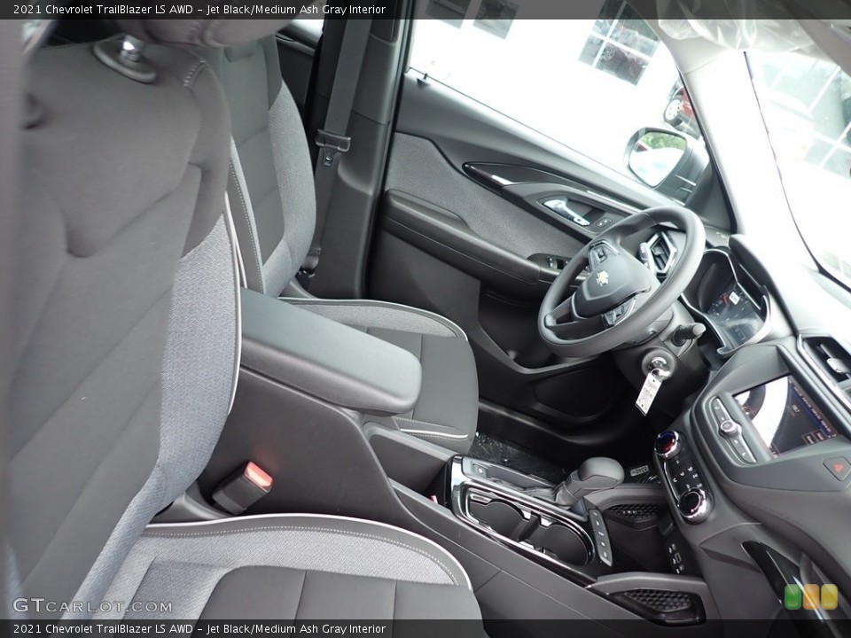 Jet Black/Medium Ash Gray Interior Front Seat for the 2021 Chevrolet TrailBlazer LS AWD #138439716