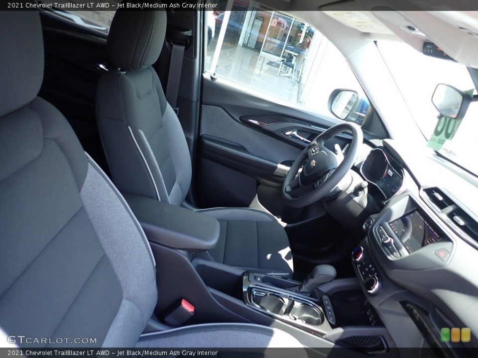 Jet Black/Medium Ash Gray Interior Front Seat for the 2021 Chevrolet TrailBlazer LT AWD #138464540