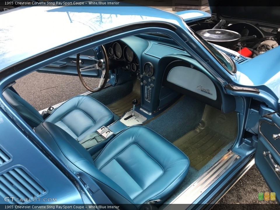 White/Blue Interior Photo for the 1965 Chevrolet Corvette Sting Ray Sport Coupe #138490065