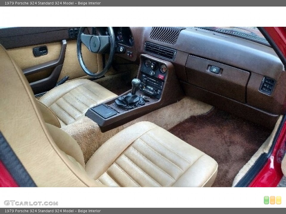 Beige Interior Photo for the 1979 Porsche 924  #138496746