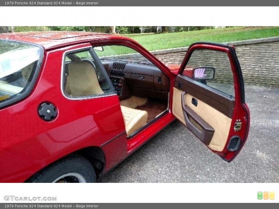 Beige Interior Door Panel for the 1979 Porsche 924  #138496851