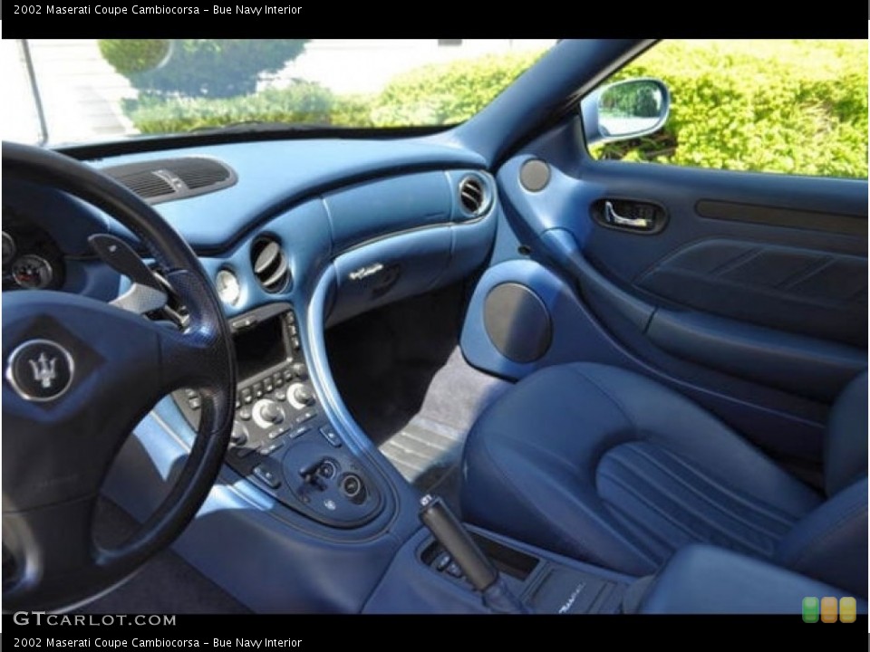 Bue Navy 2002 Maserati Coupe Interiors