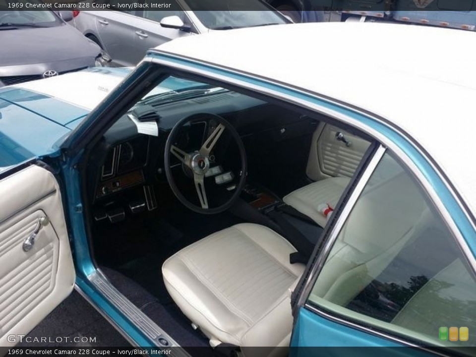 Ivory/Black Interior Photo for the 1969 Chevrolet Camaro Z28 Coupe #138505581