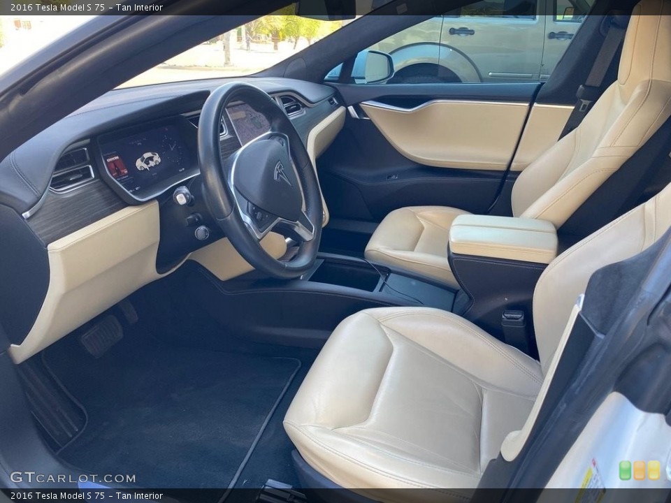 Tan Interior Photo for the 2016 Tesla Model S 75 #138508971